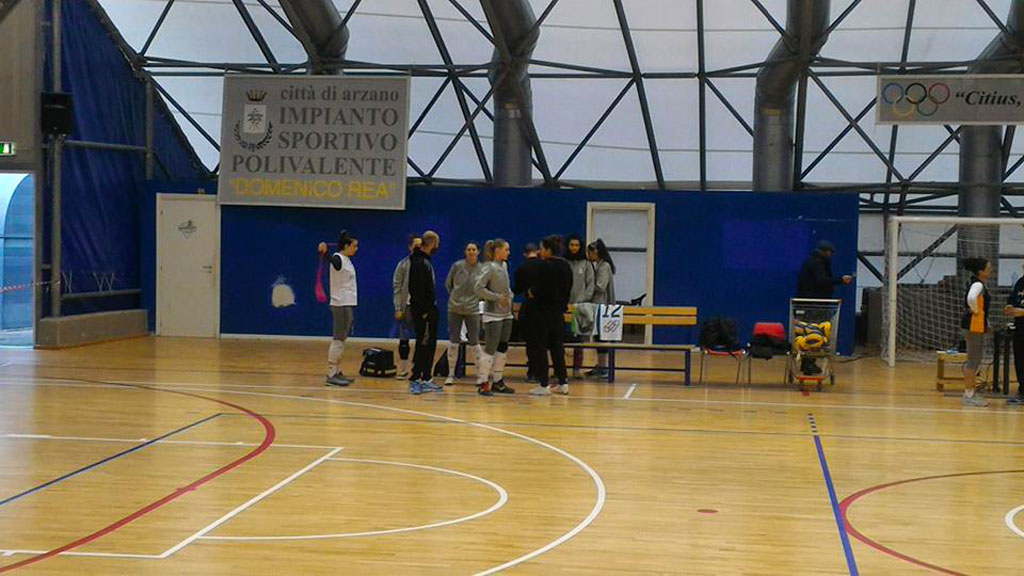 Volley, serie B1: Ferraro Lamezia battuta 3-0 ad Arzano