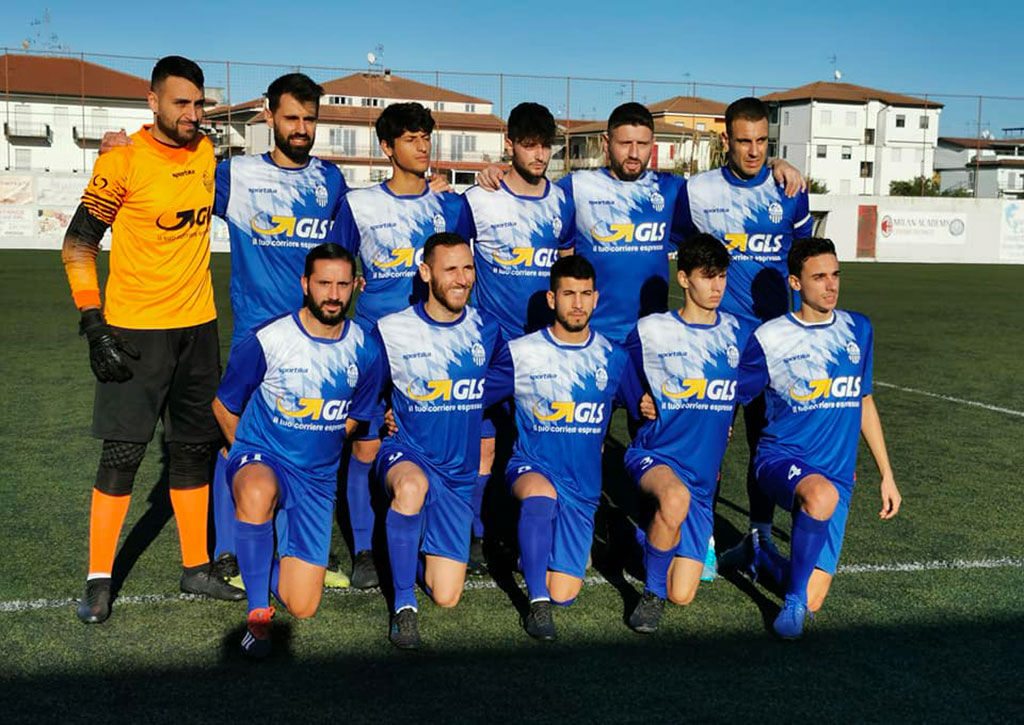 La-Promosport-scesa-ieri-in-campo-a-Corigliano-Rossano--contro-lo-Schiavonea.jpg