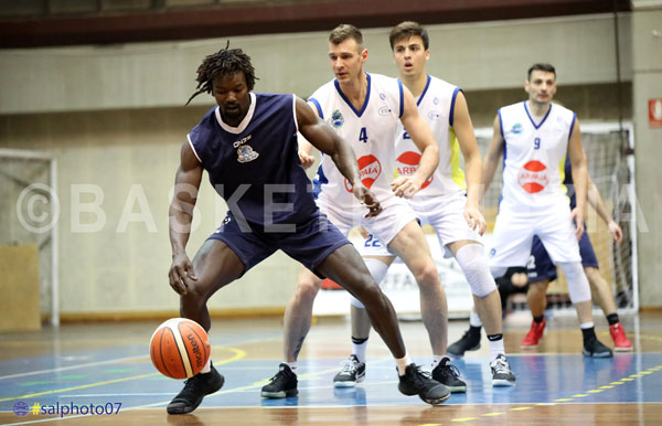 Semifinale playoff gara 2: il 12 aprile Lamezia Basketball affronta Soverato a Pianopoli