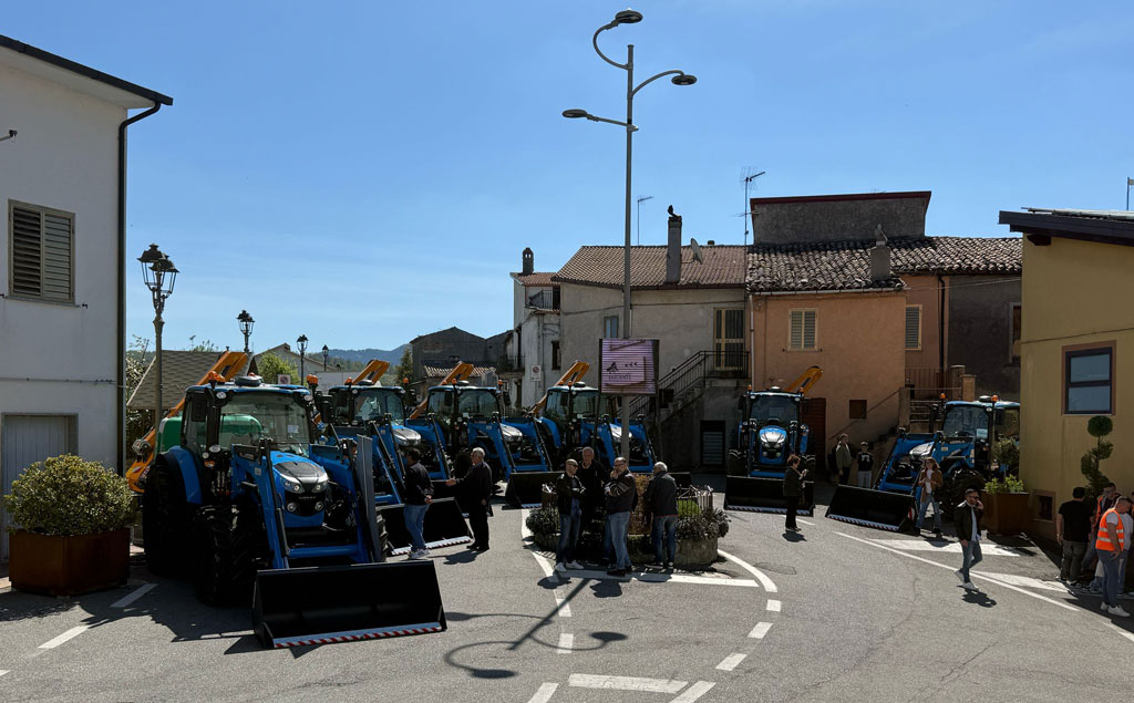 Landini_5-110_Calabria_b9d6c.jpg