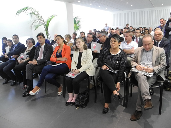 “40/centotrentesimi, le misure del cooperare in Calabria”, inaugurata la biennale dell’economia