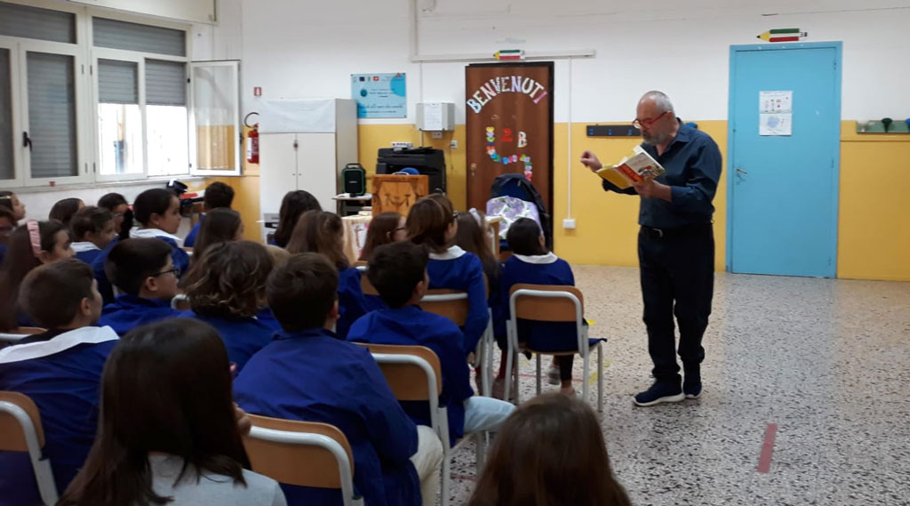 Lettura-al-IC-Don-Milani-sala-Plesso-Campagnella_2e42b.jpg
