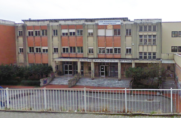 Lamezia, impianti fotovoltaici mai entrati in funzione: Provincia annuncia ripristino in 5 scuole