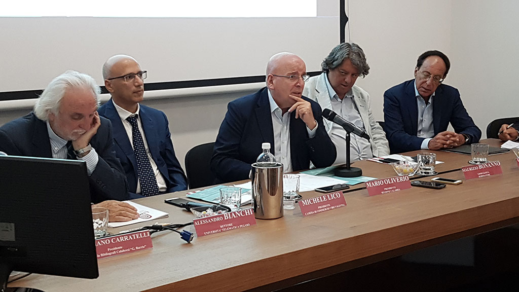Oliverio inaugura mostra “Il Codice delle Meraviglie” al Limen di Vibo