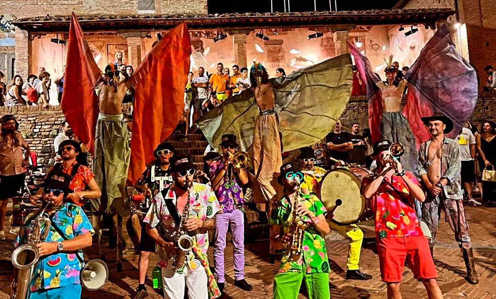 Lo-spettacolo-di-Teatrop-al-festival-toscano_41c18.jpg