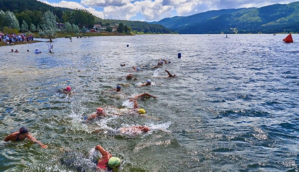 Il progetto ‘Lorica Lake’, tre giorni di gara di fondo in acque libere