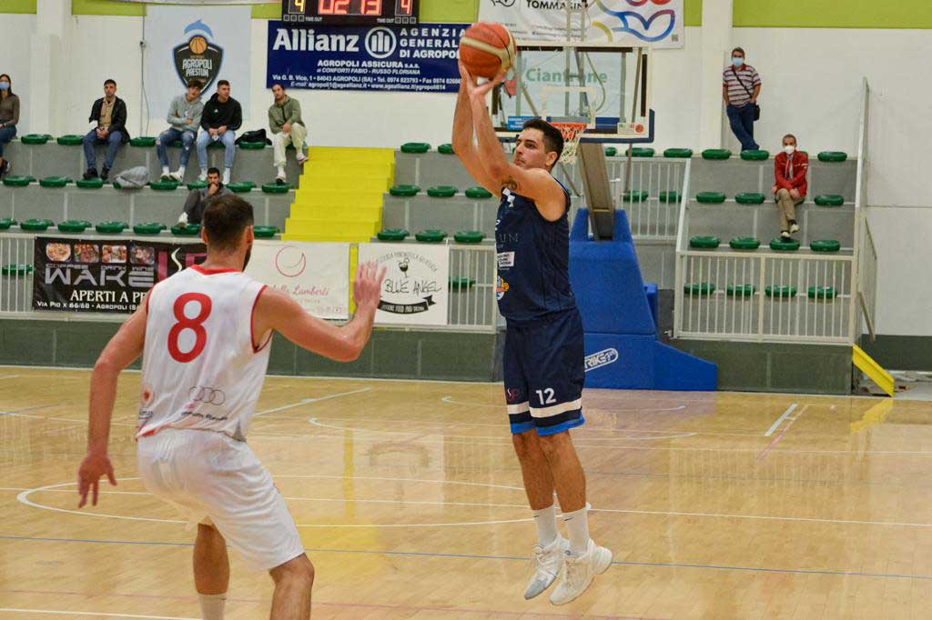 Luca-Molinario-basketball-lamezia_b6b5a.jpg