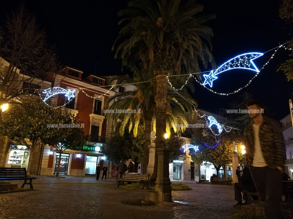 Luci-natale_sambiase_2016_1.jpg