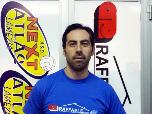 Volley: Raffaele Lamezia, rinnova l’opposto Luigi Porfida