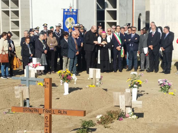 Al cimitero migranti di Reggio commemorate vittime in mare