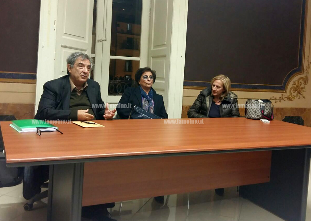 Lamezia, “Tutto ebbe inizio con il nome” incontro fra letteratura e poesia con Dante Maffia