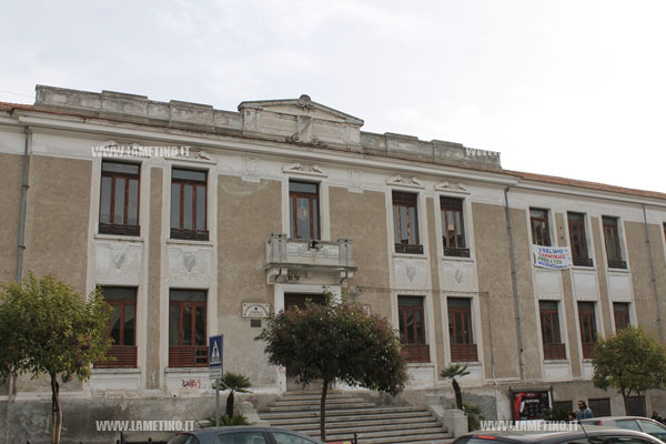 Lamezia: CittadinanzAttiva "tuona" su interventi riqualificazione in istituti scolastici