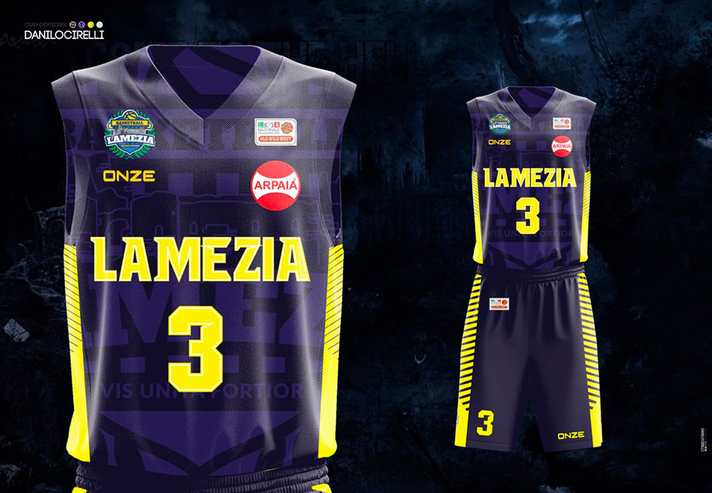 Maglia-blu-basket_6ottobre2018.jpg