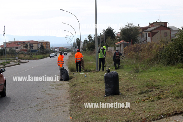 Malgrado-Tutto-pulizia-via-savutano-bis.jpg