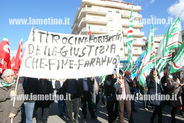 Manifestazione-Cgil-14-dic-2013-4.jpg
