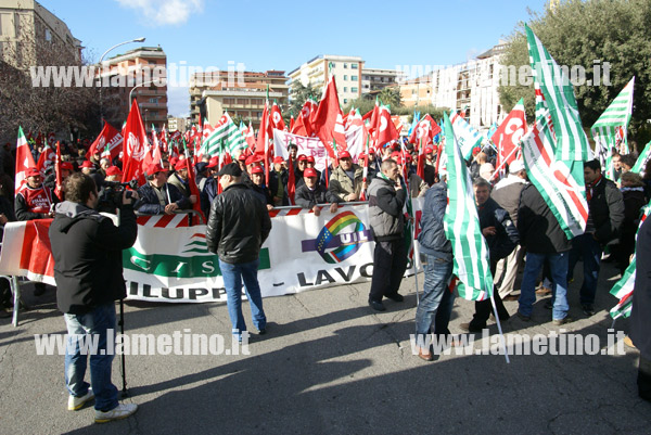 Manifestazione-Cgil-14dic-2013-2.jpg