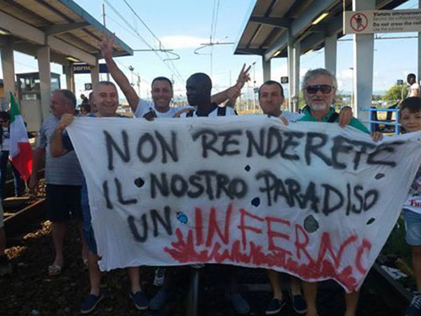 Mare-sporco-protesta2.jpg