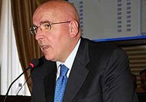 Regionali, presidente Oliverio indice elezioni primarie per il 20 ottobre 
