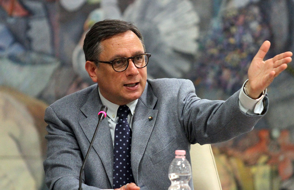 Marziale: “Assistenza alunni disabili sia garantita dal primo giorno di scuola”