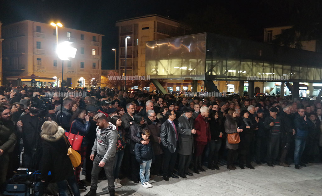 Mascaro-Piazza-Mazzini.290319.jpg