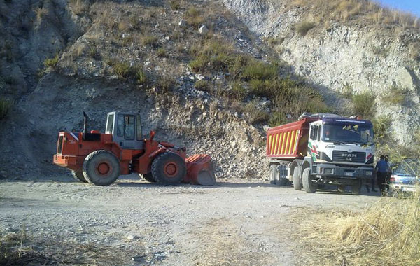 Materiale-inerte-greto-fiume-voda.jpg
