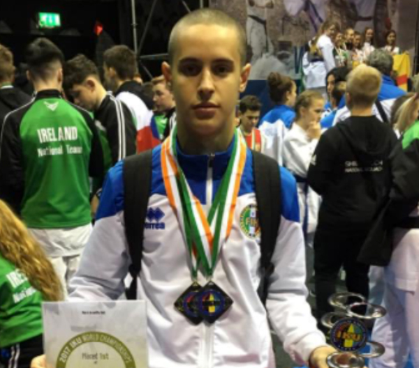 Un oro a squadre e un argento individuale per il karateca lametino Matteo Mercuri nel mondiale cadetti in Irlanda