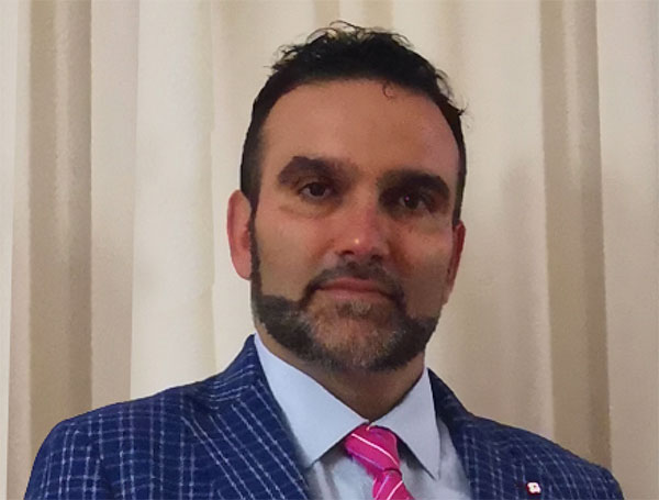 Riconoscimenti per l’artista lametino Raffaele Mazza 
