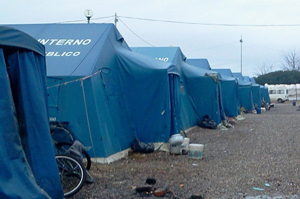 Incendio cabina elettrica alla tendopoli di San Ferdinando
