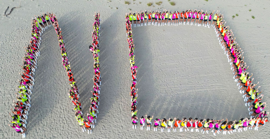 Dalla Calabria il flash mob delle prefinaliste di Miss Italia  per dire no alla violenza sulle donne