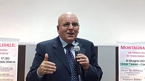 Oliverio a Camigliatello torna a parlare di ferrovia jonica e aeroporti