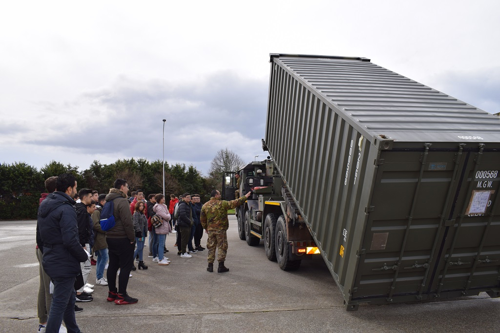 Mostra-statica-porta-container3-sirio.jpg