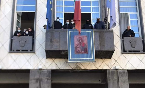 Emergenza abitativa, ‘Prendocasa’ occupa sala Comune Cosenza