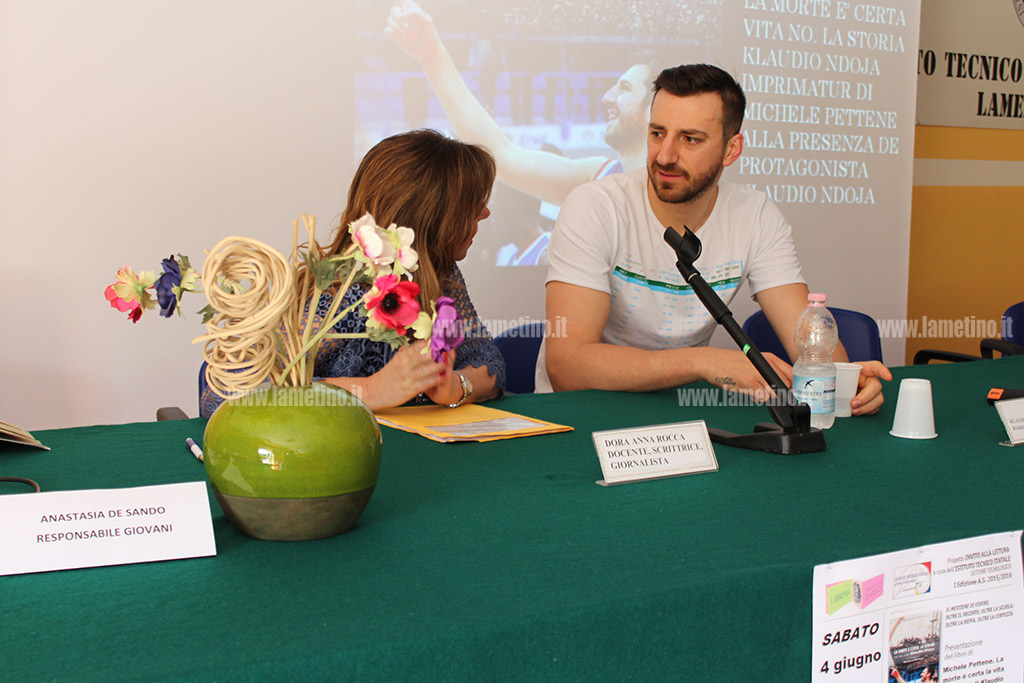 Lamezia, all’Istituto tecnico tecnologico la storia del cestista Klaudio Ndoja