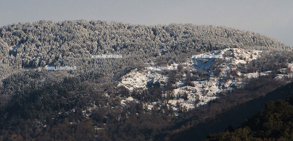 Lamezia, temperature in calo e arriva la prima neve sul Reventino