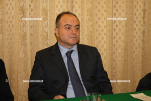 Parlamentari M5S chiedono incontro a procuratore Gratteri