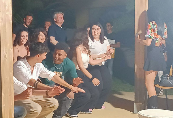 Notte-prima-degli-esami-22.giugno.2023-ragazzi-che-ballano_4f7c2.jpg