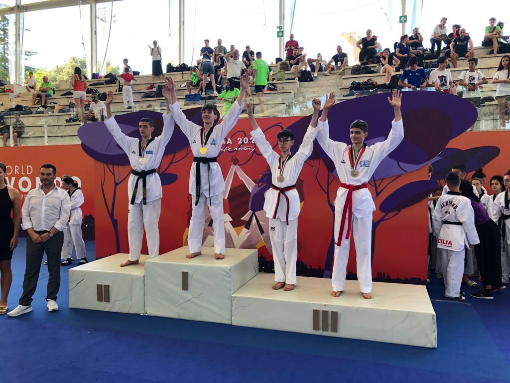 L'atleta calabrese Alessandro Perri medaglia d'oro cadetti all’Olimpic Dream Cup 2022 a Roma