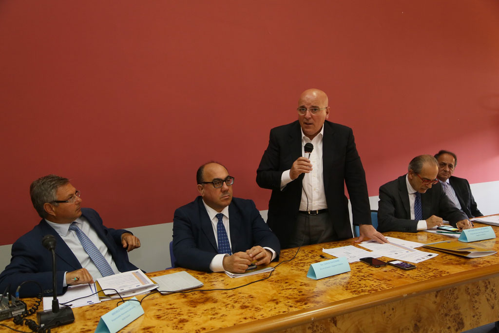 Lamezia: stipulate convenzioni con imprese per assunzione 704 giovani donne 