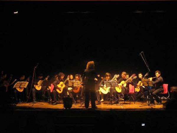 Il 26 giugno l’Orchestra di Chitarre della Calabria a Lamezia