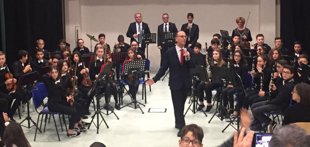 Lamezia, concluso il concerto di Natale dell’Orchestra giovanile dell’Istituto Ardito 
