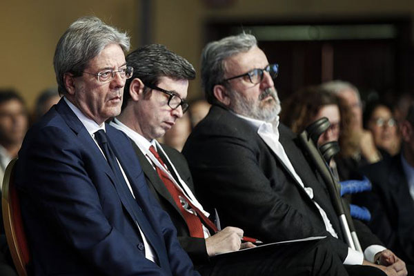 Orlando-emiliano-gentiloni-Assemblea-Pd.jpg