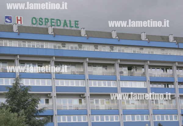 Ospedale-facciata.jpg