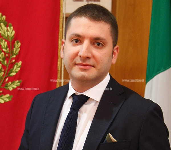Lamezia: voto favorevole di Paladino a bilancio consuntivo, Piccioni e Villella ne chiedono dimissioni da vicepresidente