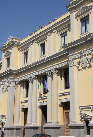 PALAZZO_DI_GIUSTIZIA_catanzaro