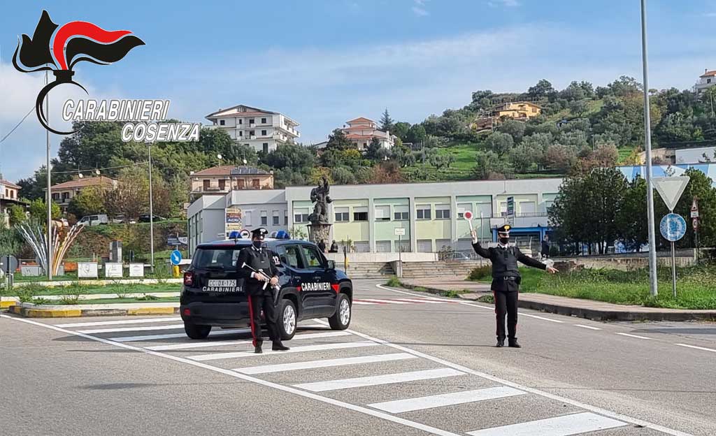 Botte alla madre per soldi, 38enne arrestato nel Cosentino