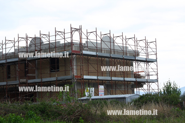 Palazzine-roma-contrada-Carra-Marcehese-1.jpg