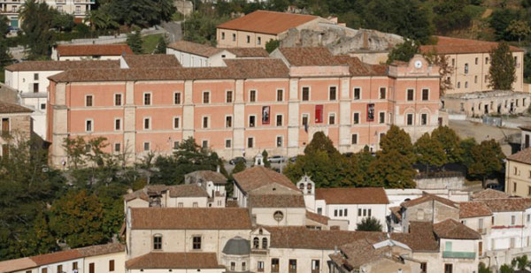 Calabria: Sequestrate 70 armi interesse storico a Cosenza