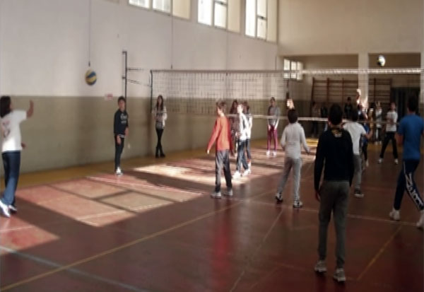 Strutture sportive di proprietà della Provincia, proroga della gestione in attesa dei bandi