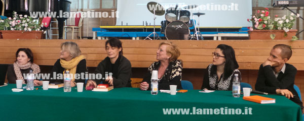 Lamezia: “Carta Vetrata” della giornalista Bottero presentato al Liceo “Campanella”