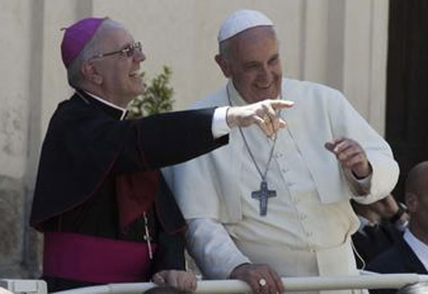 Papa-visita-Sibari-Cassano-2014-3.jpg